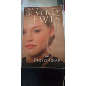 The Photograph by Beverly Lewis Paperback book